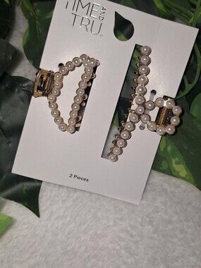Set of 3 NWT rhinestone hair accessories | Hair Clip Lot | Assorted hair clips